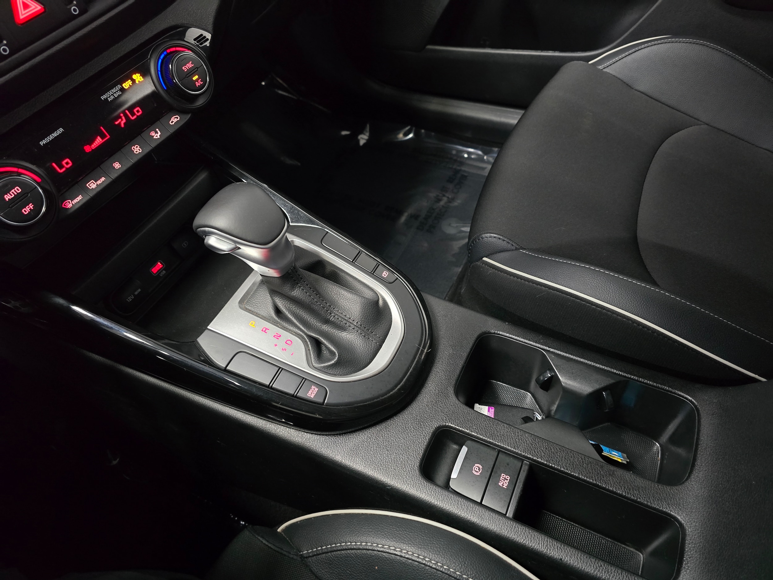2023 Kia Forte GT-Line - Photo 32