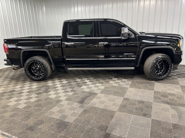 Used 2017 GMC Sierra 1500 Denali Denali with VIN 3GTU2PEJ4HG143367 for sale in Trumansburg, NY