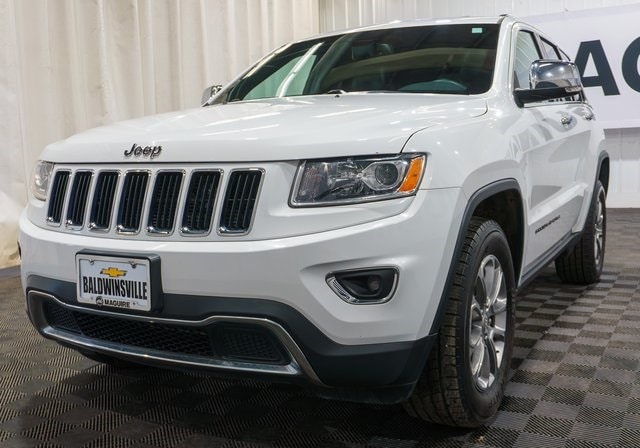 Used 2016 Jeep Grand Cherokee Limited with VIN 1C4RJFBGXGC421945 for sale in Ithaca, NY
