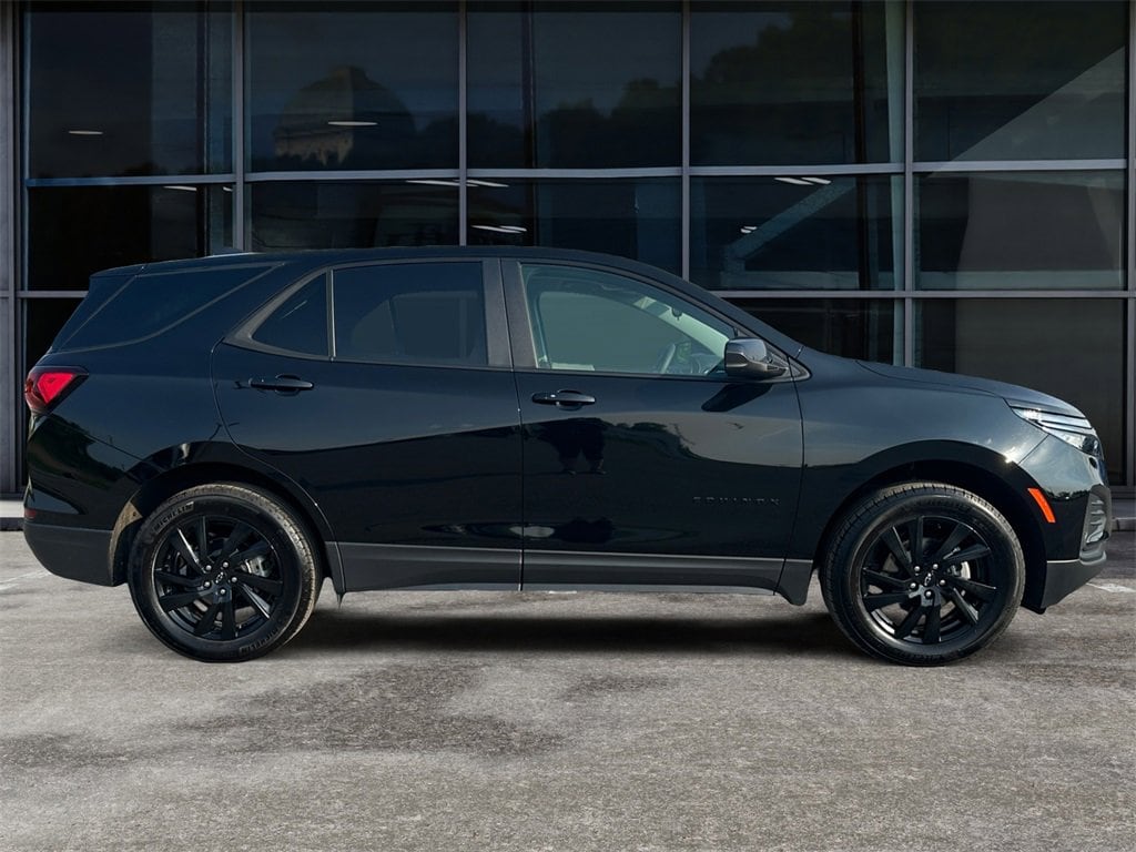 Used 2024 Chevrolet Equinox LS with VIN 3GNAXSEG1RL166293 for sale in Grand Island, NY