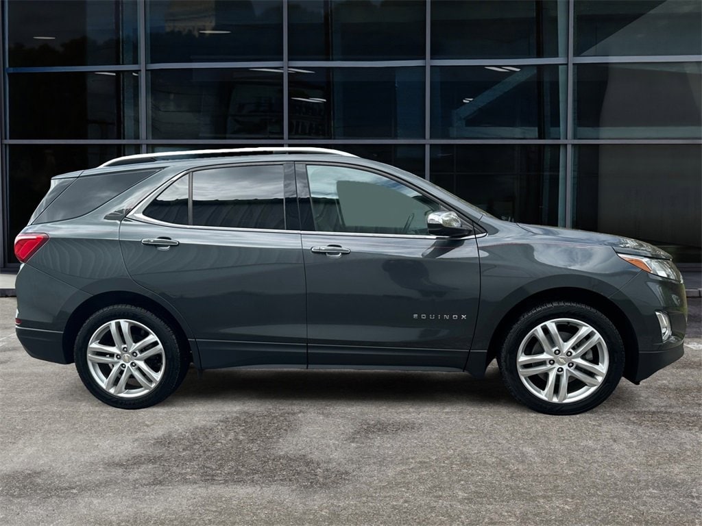 Used 2019 Chevrolet Equinox Premier with VIN 3GNAXPEX1KS638257 for sale in Grand Island, NY