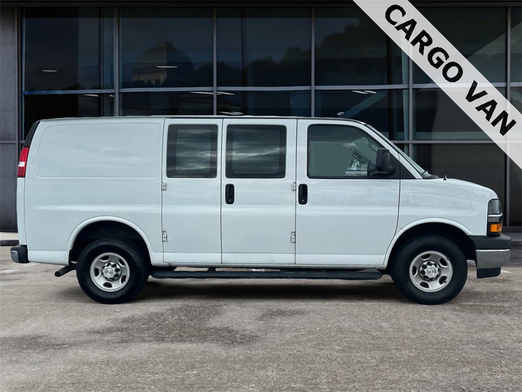 Used 2022 Chevrolet Express Cargo Work Van with VIN 1GCWGAFPXN1267941 for sale in Grand Island, NY