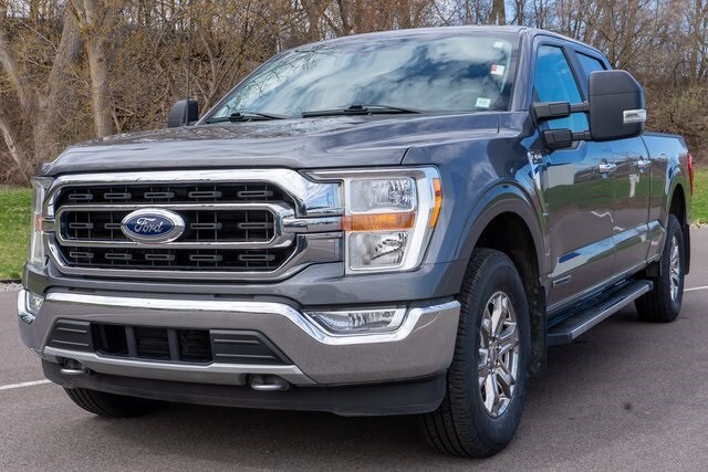 2021 Ford F-150 XLT photo 2