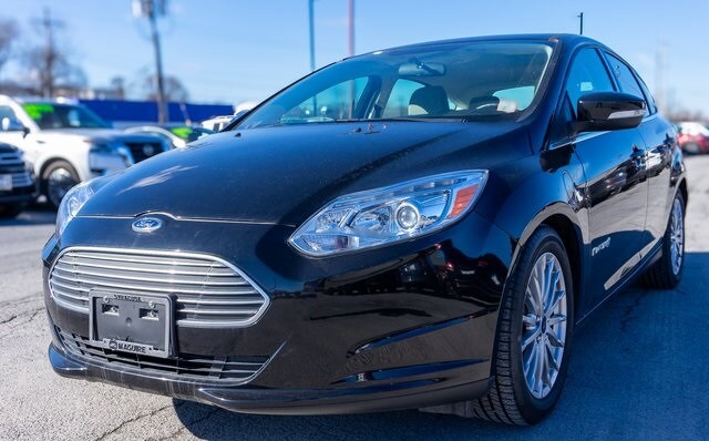Used 2016 Ford Focus Electric with VIN 1FADP3R45GL388314 for sale in Syracuse, NY