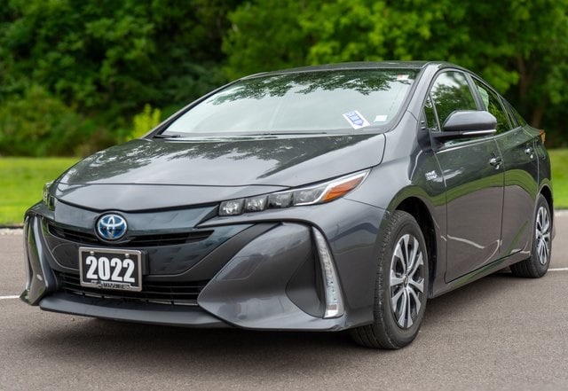 Used 2022 Toyota Prius Prime XLE with VIN JTDKAMFP6N3202381 for sale in Syracuse, NY