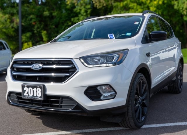 Used 2018 Ford Escape SE with VIN 1FMCU9GD6JUB02505 for sale in Syracuse, NY