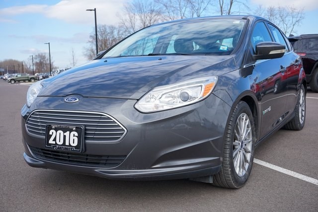Used 2016 Ford Focus Electric with VIN 1FADP3R49GL380782 for sale in Syracuse, NY