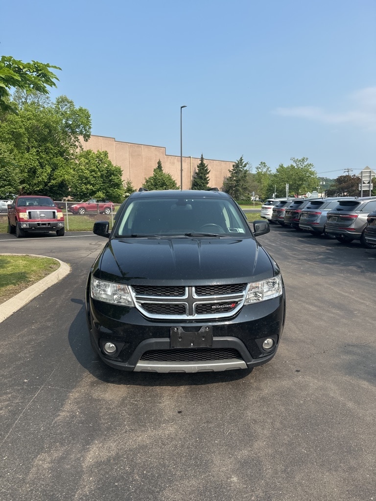 Used 2019 Dodge Journey SE with VIN 3C4PDCBB9KT687178 for sale in Ithaca, NY