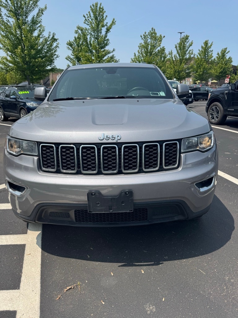 Used 2019 Jeep Grand Cherokee Laredo E with VIN 1C4RJFAG8KC784612 for sale in Ithaca, NY