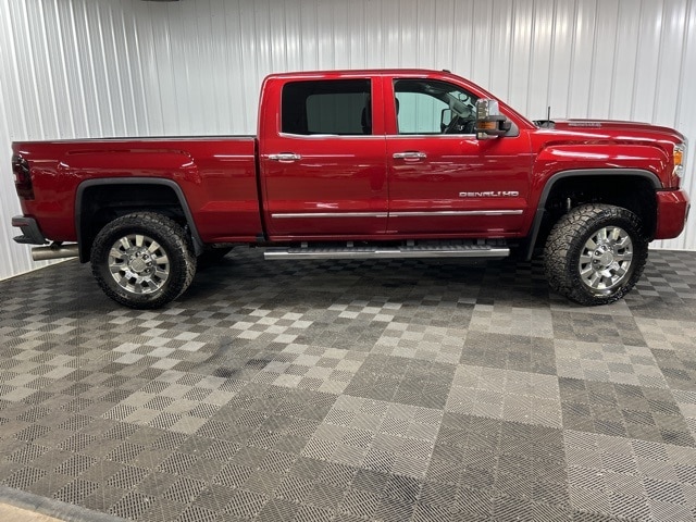 Used 2018 GMC Sierra 2500 Denali HD Denali with VIN 1GT12UEY3JF186846 for sale in Ithaca, NY