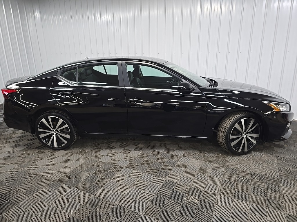 Used 2020 Nissan Altima SR with VIN 1N4BL4CW3LC181353 for sale in Ithaca, NY
