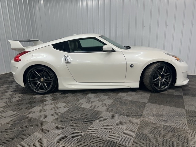 Used 2009 Nissan 370Z Touring with VIN JN1AZ44E69M407594 for sale in Ithaca, NY