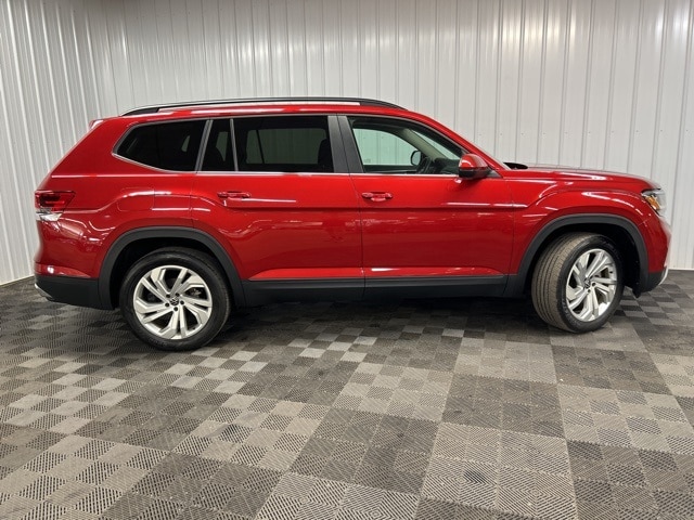 Used 2021 Volkswagen Atlas SE w/Tech with VIN 1V2KR2CA3MC582175 for sale in Ithaca, NY