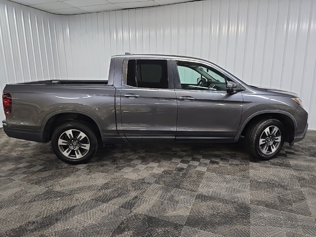 Used 2019 Honda Ridgeline RTL with VIN 5FPYK3F51KB028841 for sale in Ithaca, NY