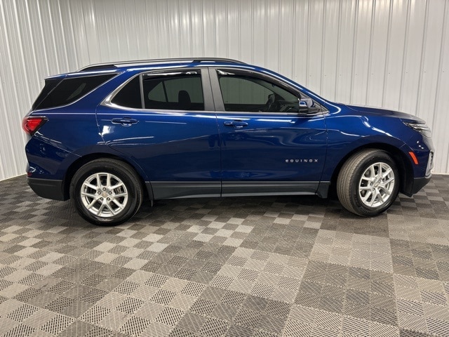 Used 2022 Chevrolet Equinox LT with VIN 3GNAXKEV6NL279021 for sale in Ithaca, NY