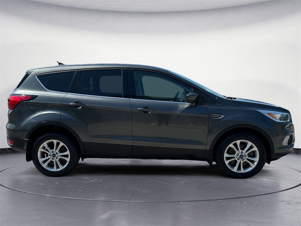 Used 2019 Ford Escape SE with VIN 1FMCU9GD8KUA43829 for sale in Grand Island, NY