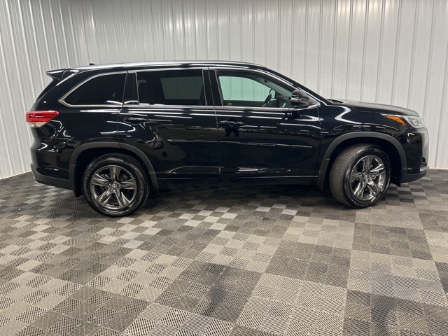 Used 2018 Toyota Highlander Limited with VIN 5TDDZRFH9JS894734 for sale in Ithaca, NY