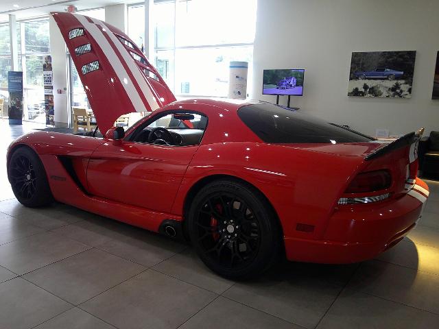 Used 2009 Dodge Viper SRT10 with VIN 1B3JZ69Z19V500085 for sale in Duncannon, PA