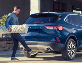 hands-free foot-activated liftgate