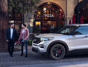 2022 ford explorer st