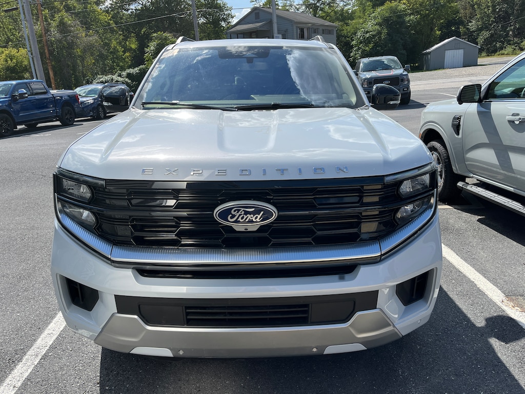 Certified 2025 Ford Expedition Platinum SUV