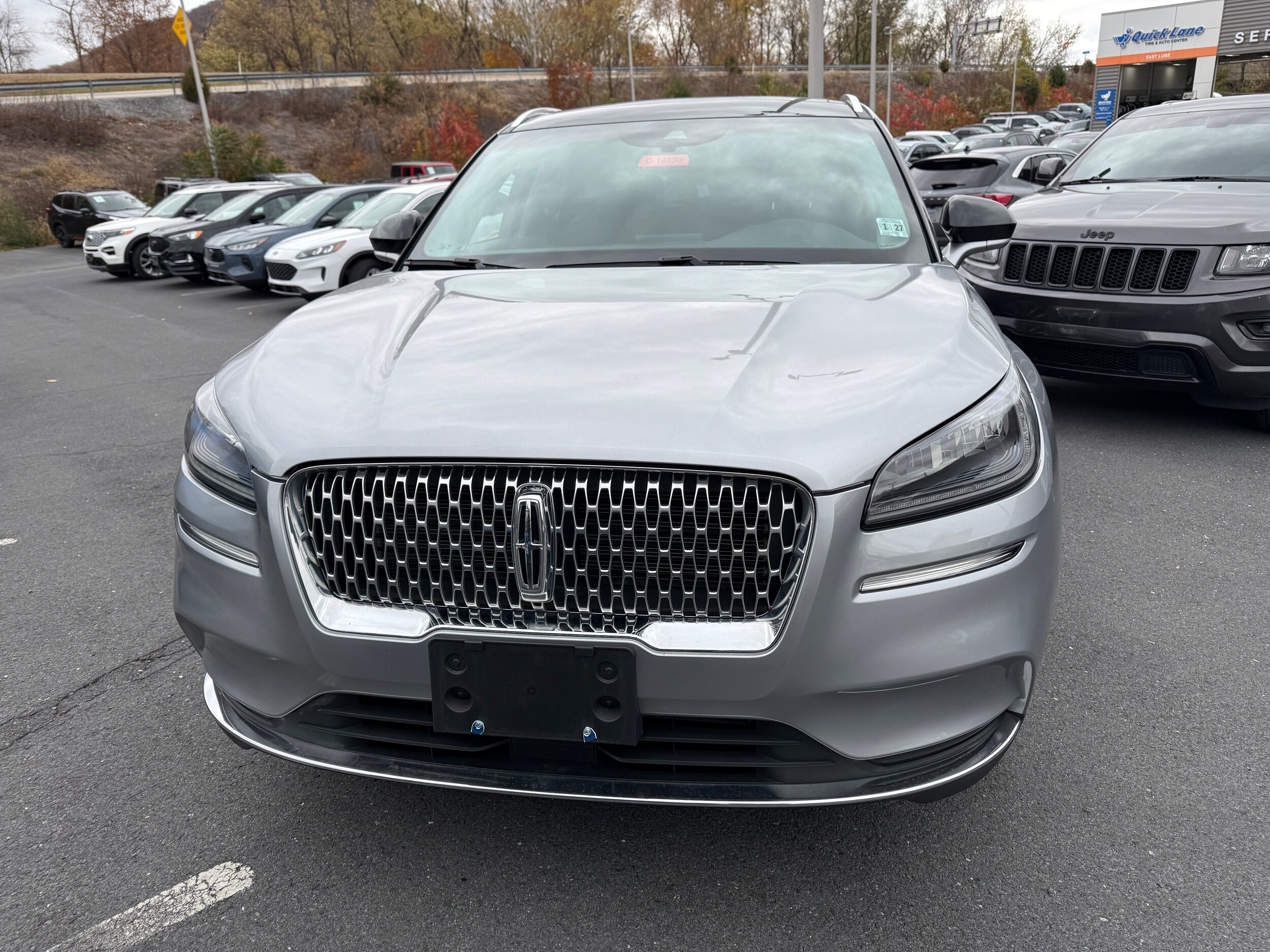 2022 Lincoln Corsair Standard photo 2