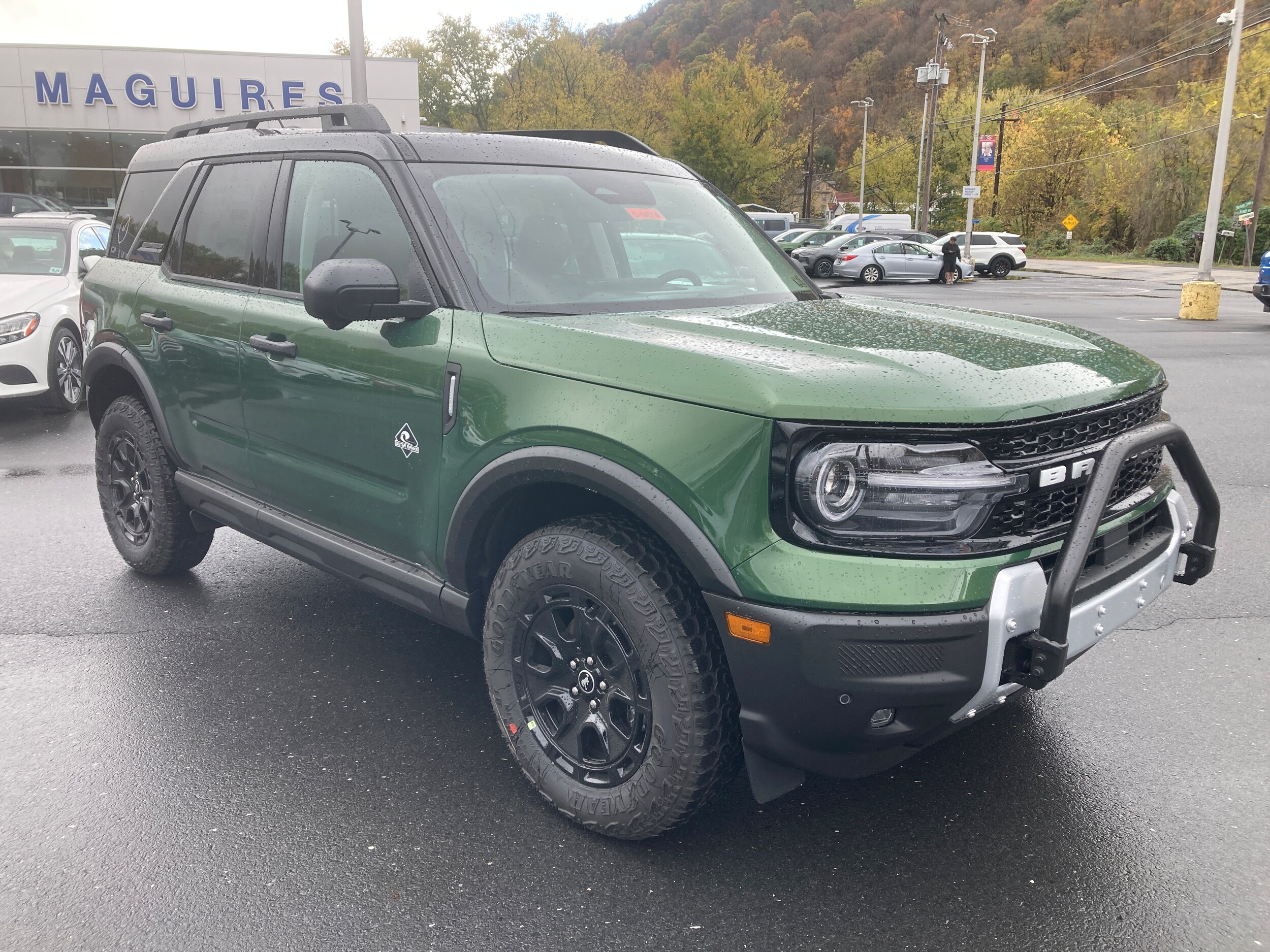 2025 Ford Bronco Sport Outer Banks photo 3