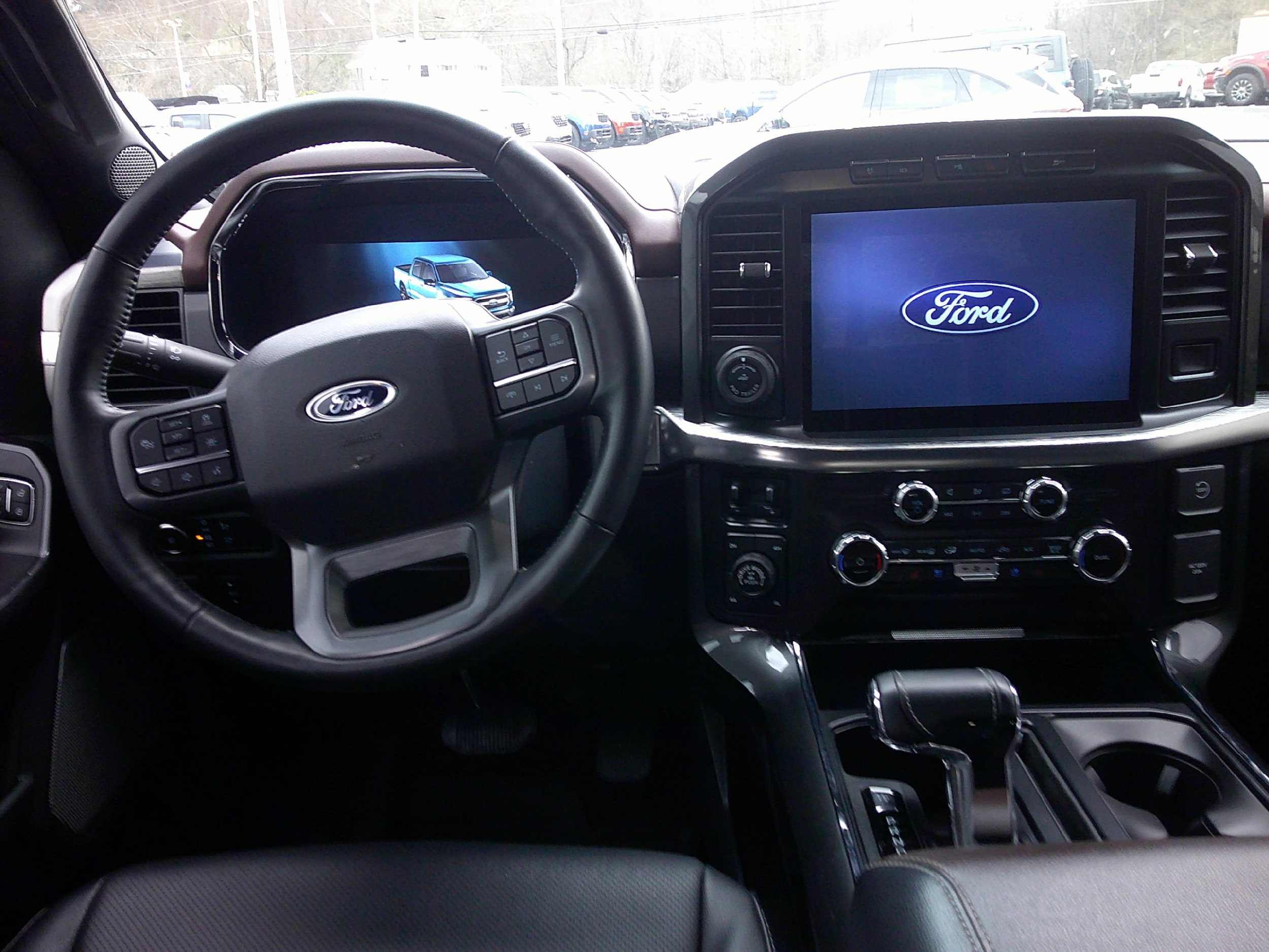 2022 Ford F-150 Lariat - Photo 10