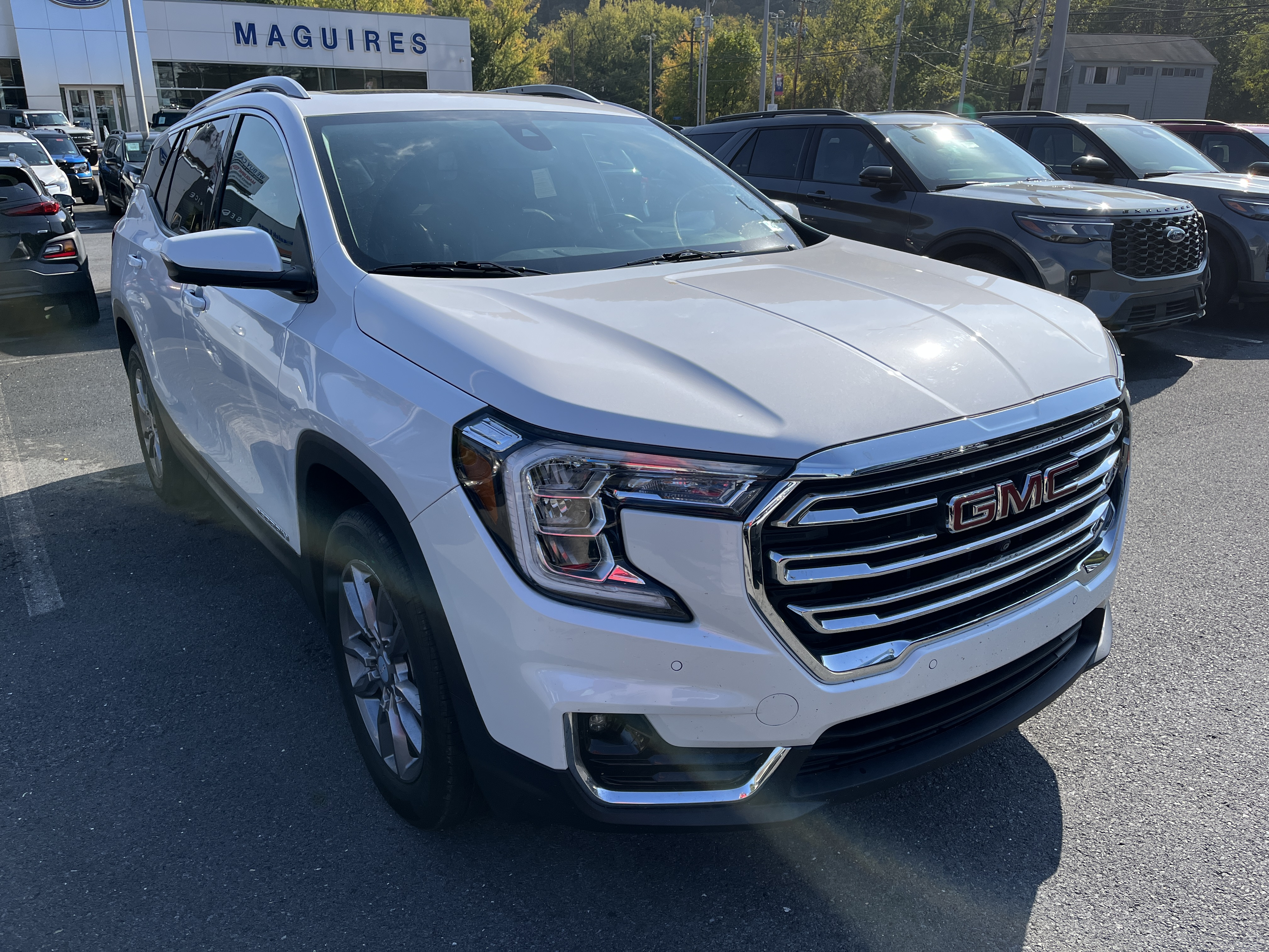 Used 2022 GMC Terrain SLT SUV