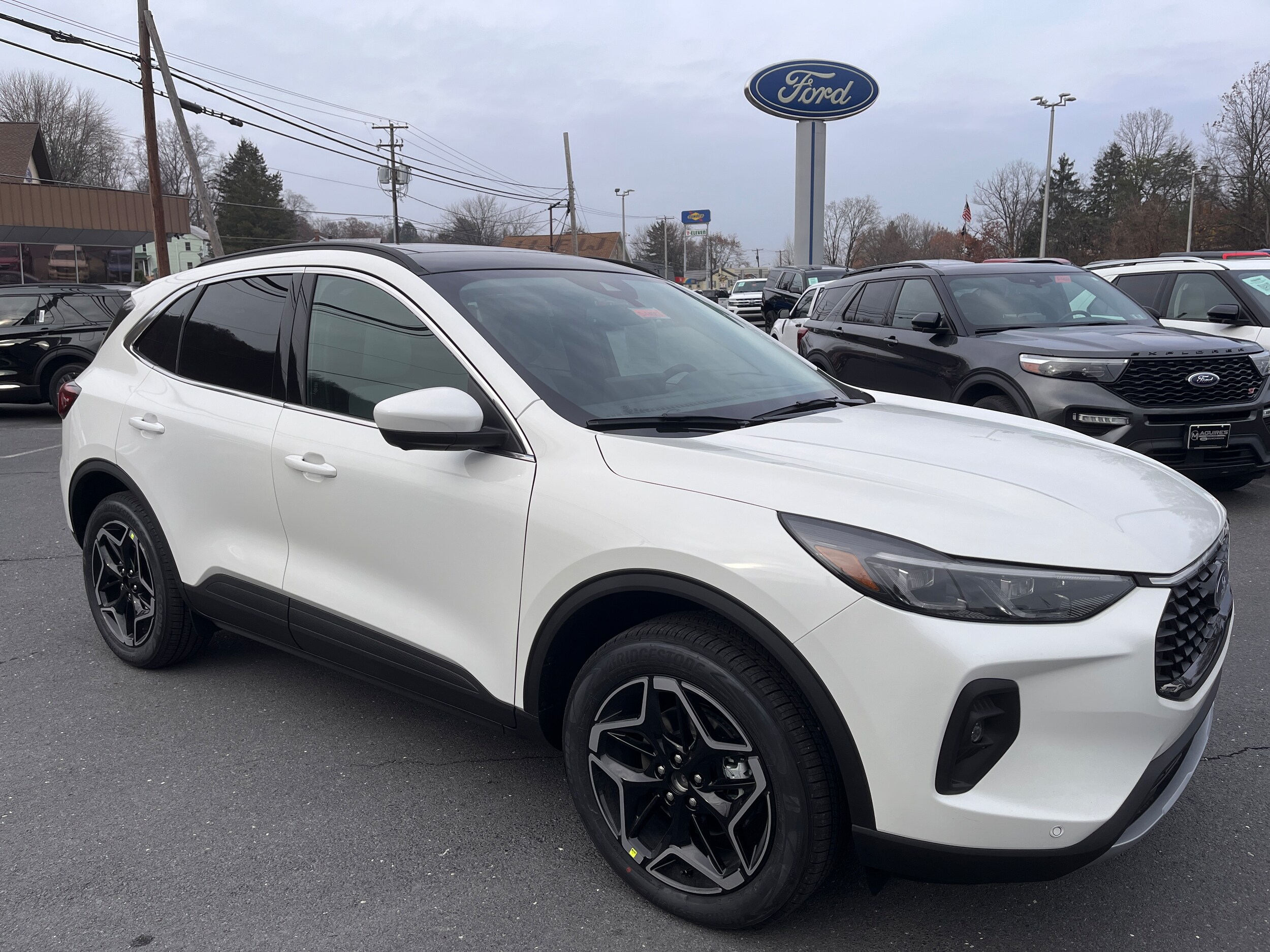 2026 Ford Escape Platinum photo 3