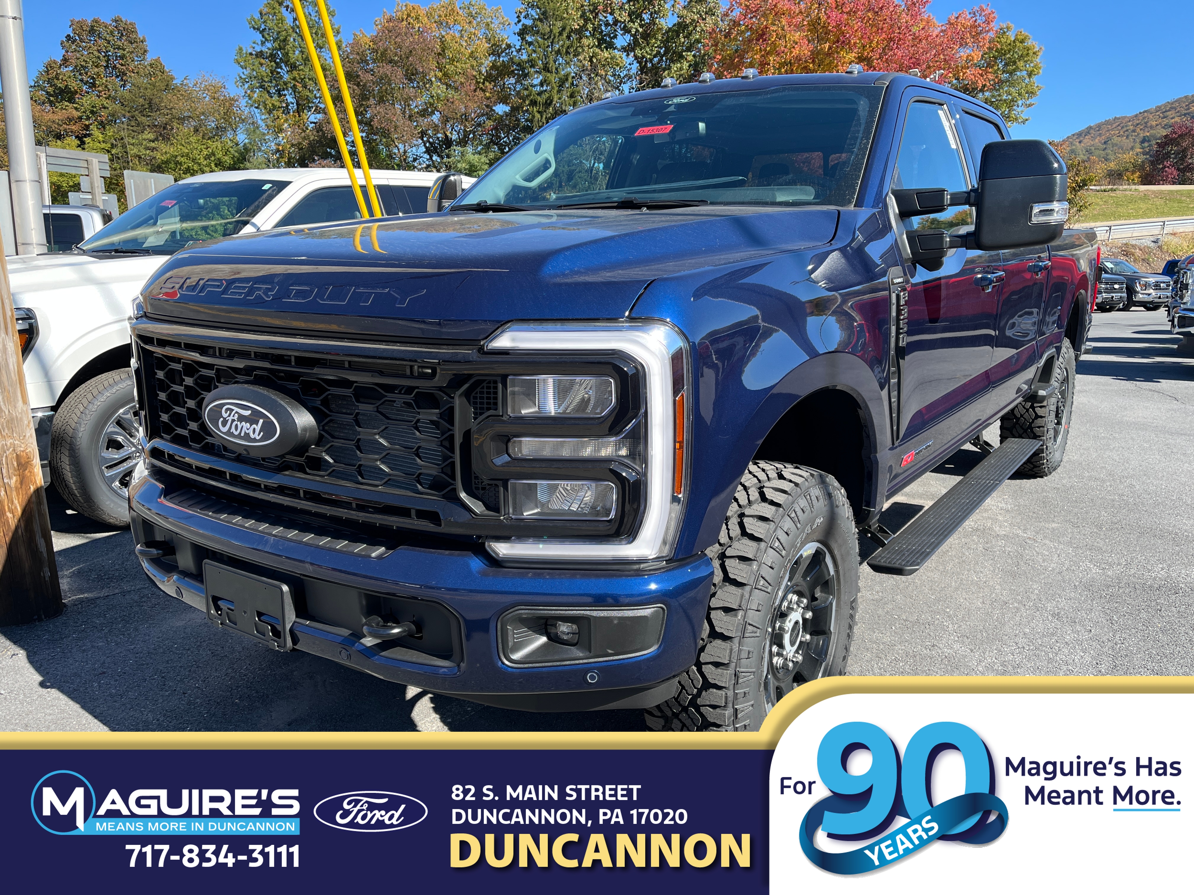 2027 Ford F-350 F-350&reg; Lariat&reg; Truck Crew Cab