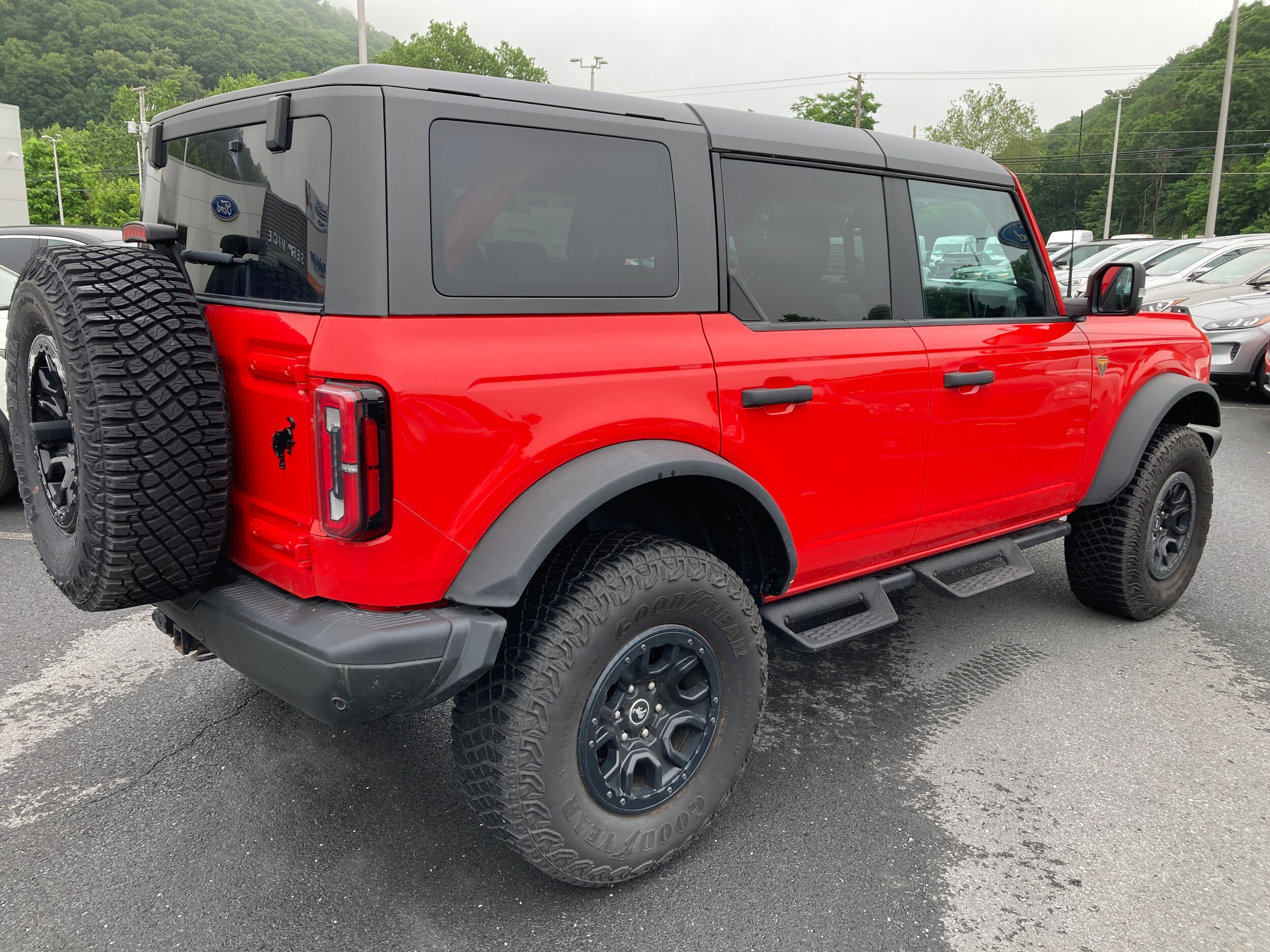 2023 Ford Bronco Badlands photo 4