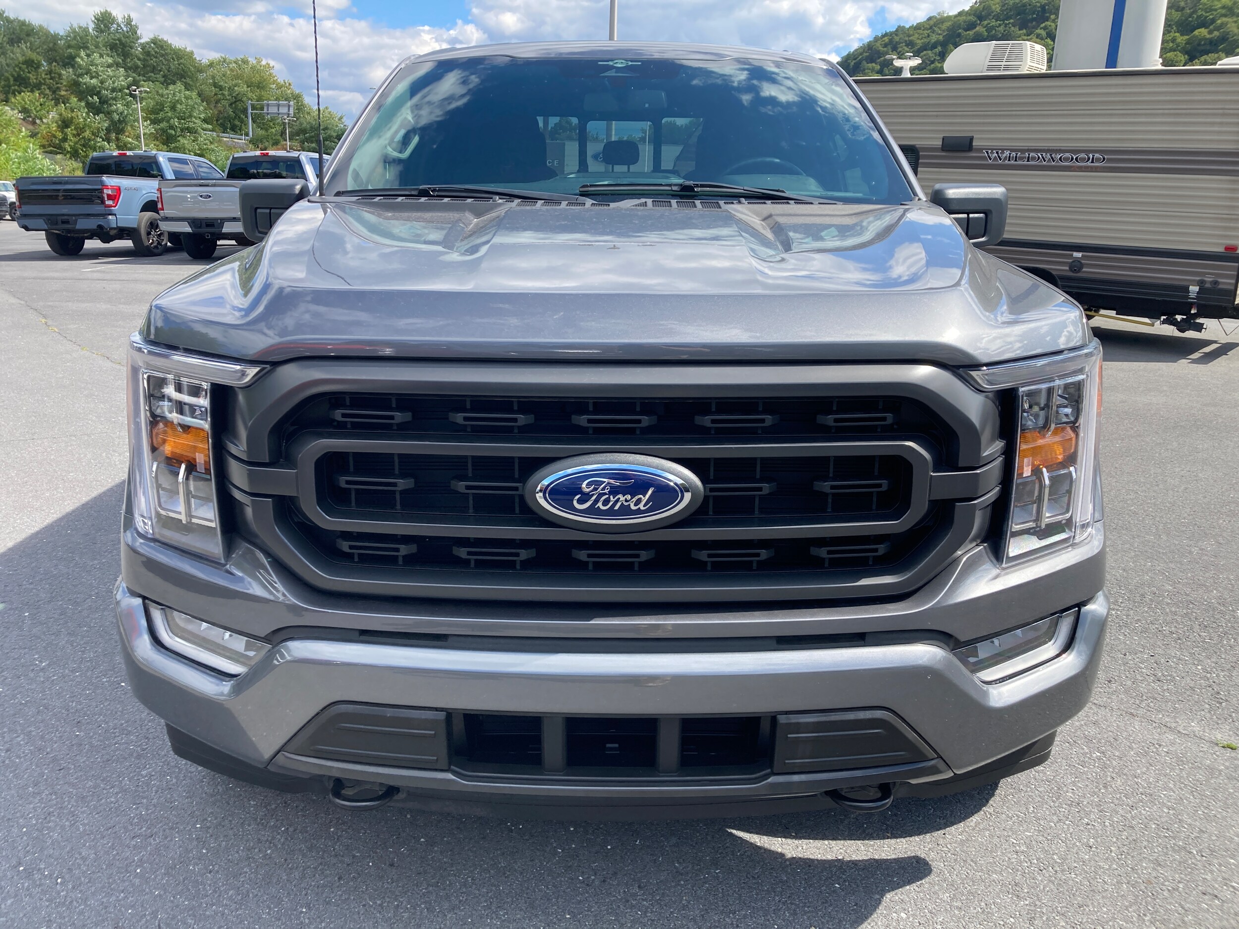 2023 Ford F-150 XLT photo 2