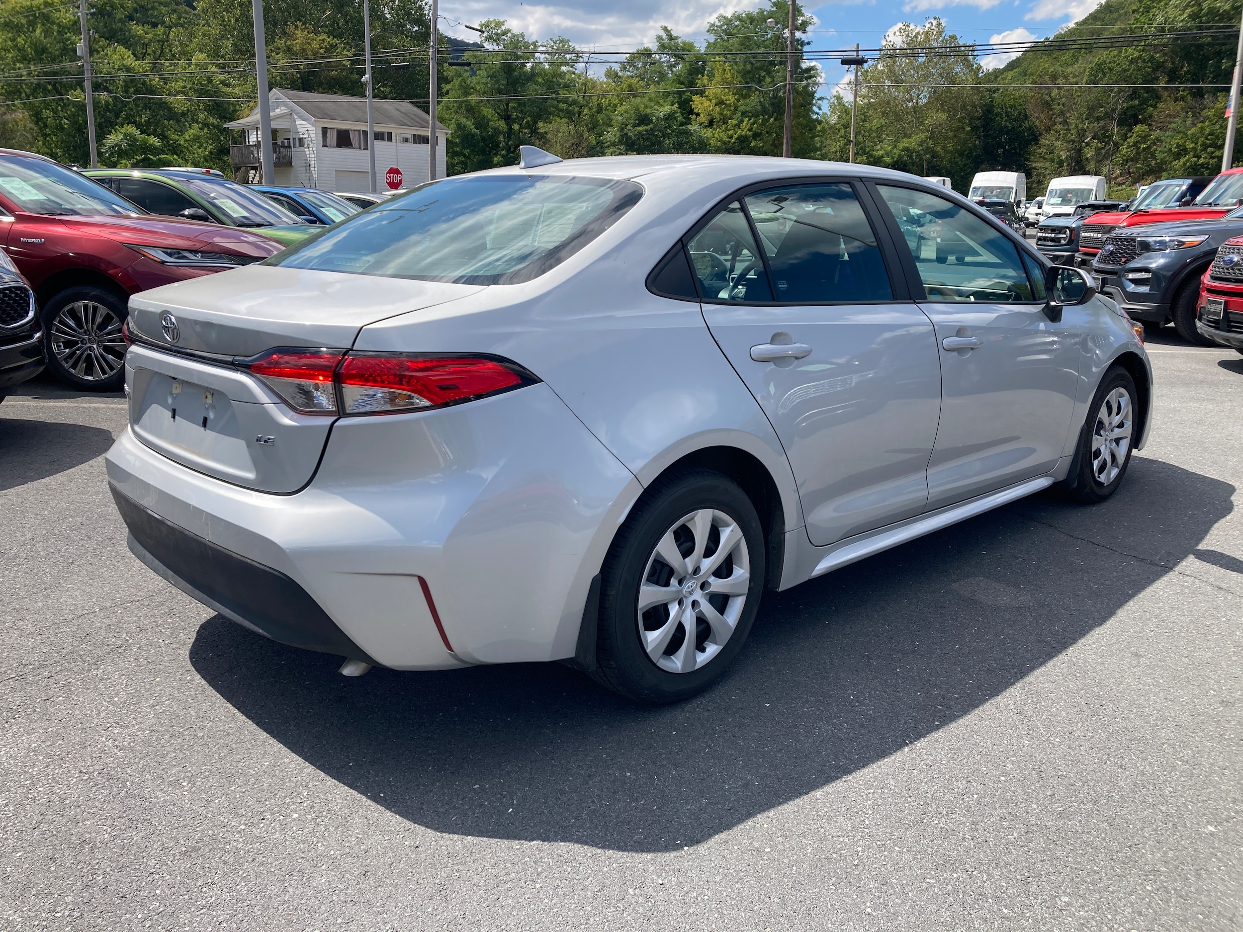2024 Toyota Corolla LE photo 4