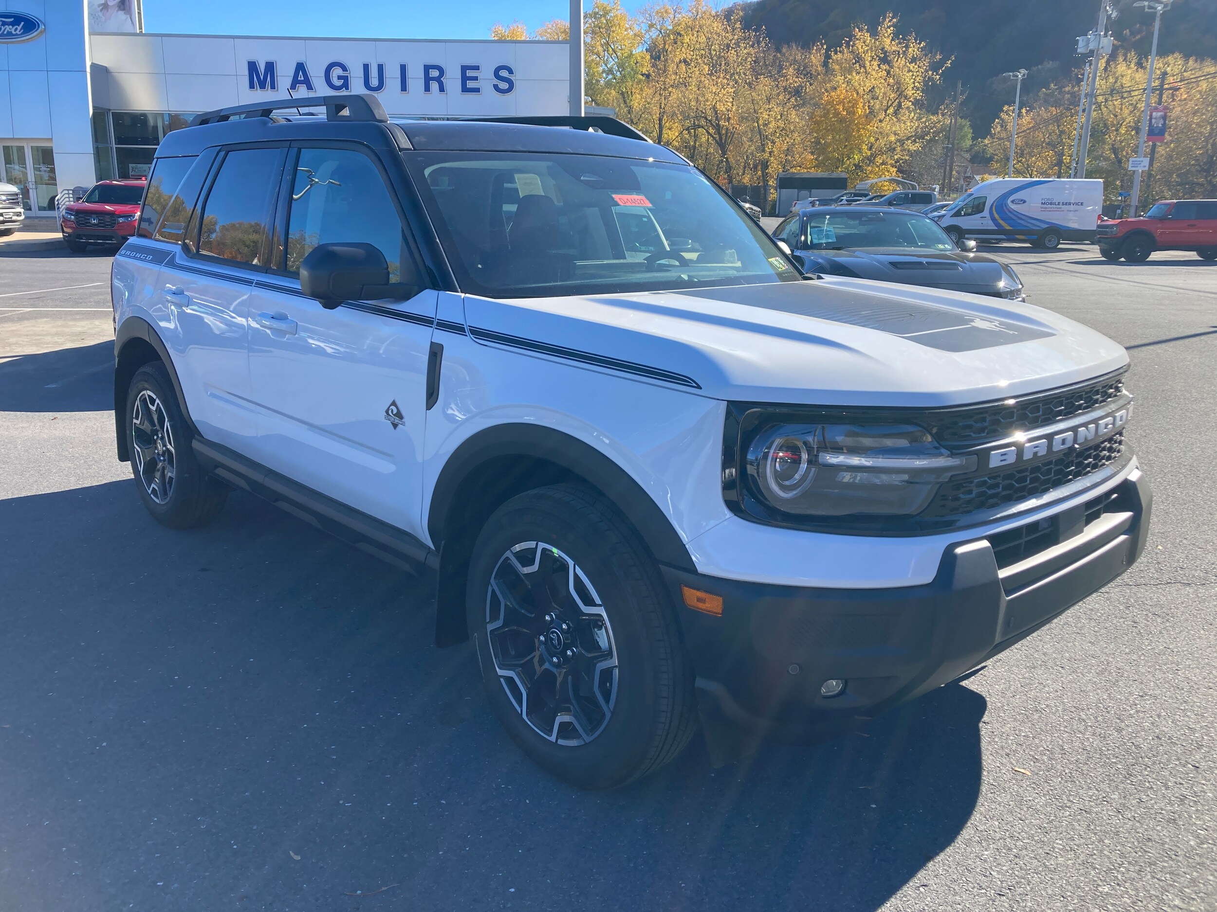 2025 Ford Bronco Sport Outer Banks photo 3