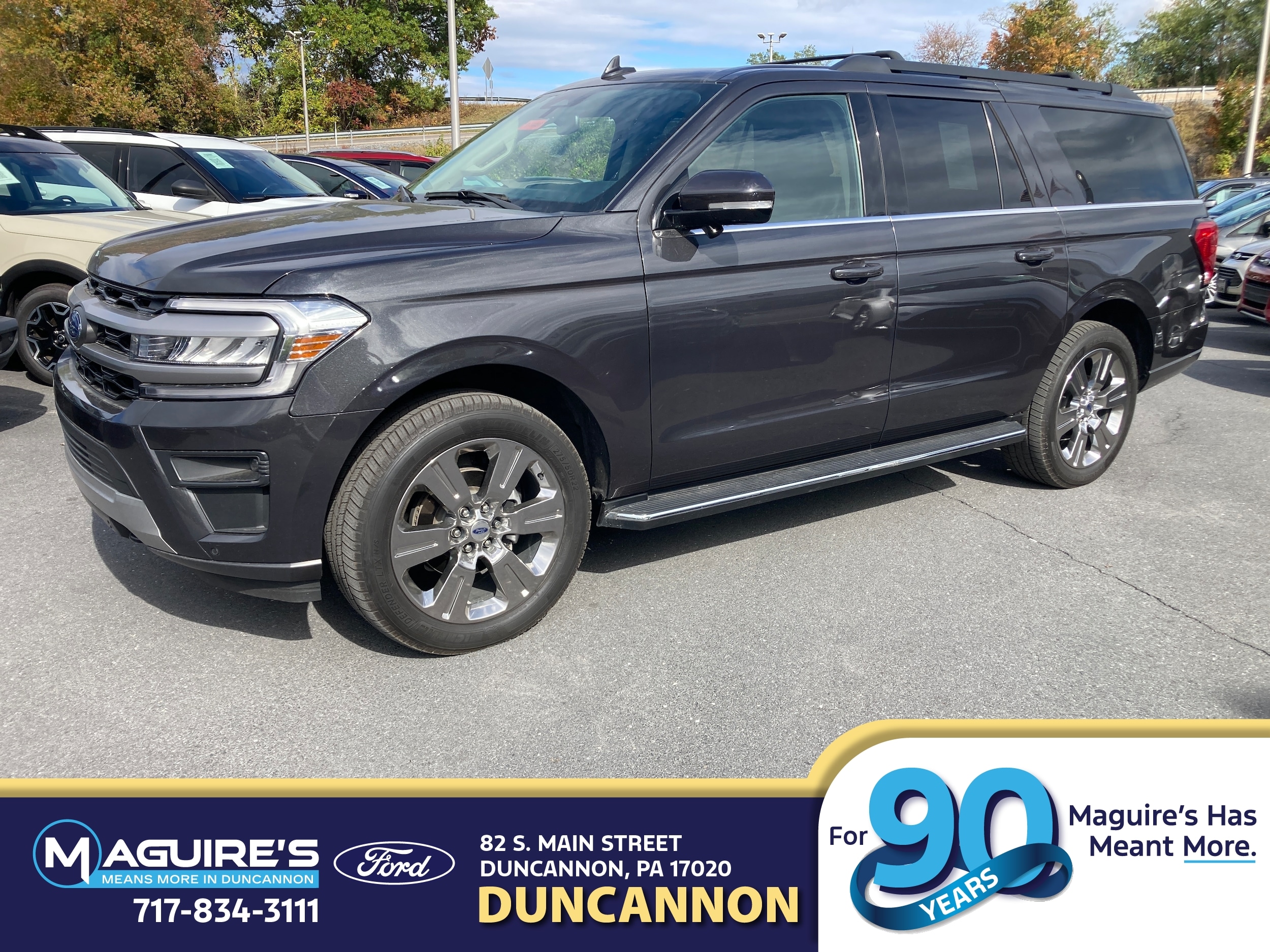 2022 Ford Expedition XLT's photo