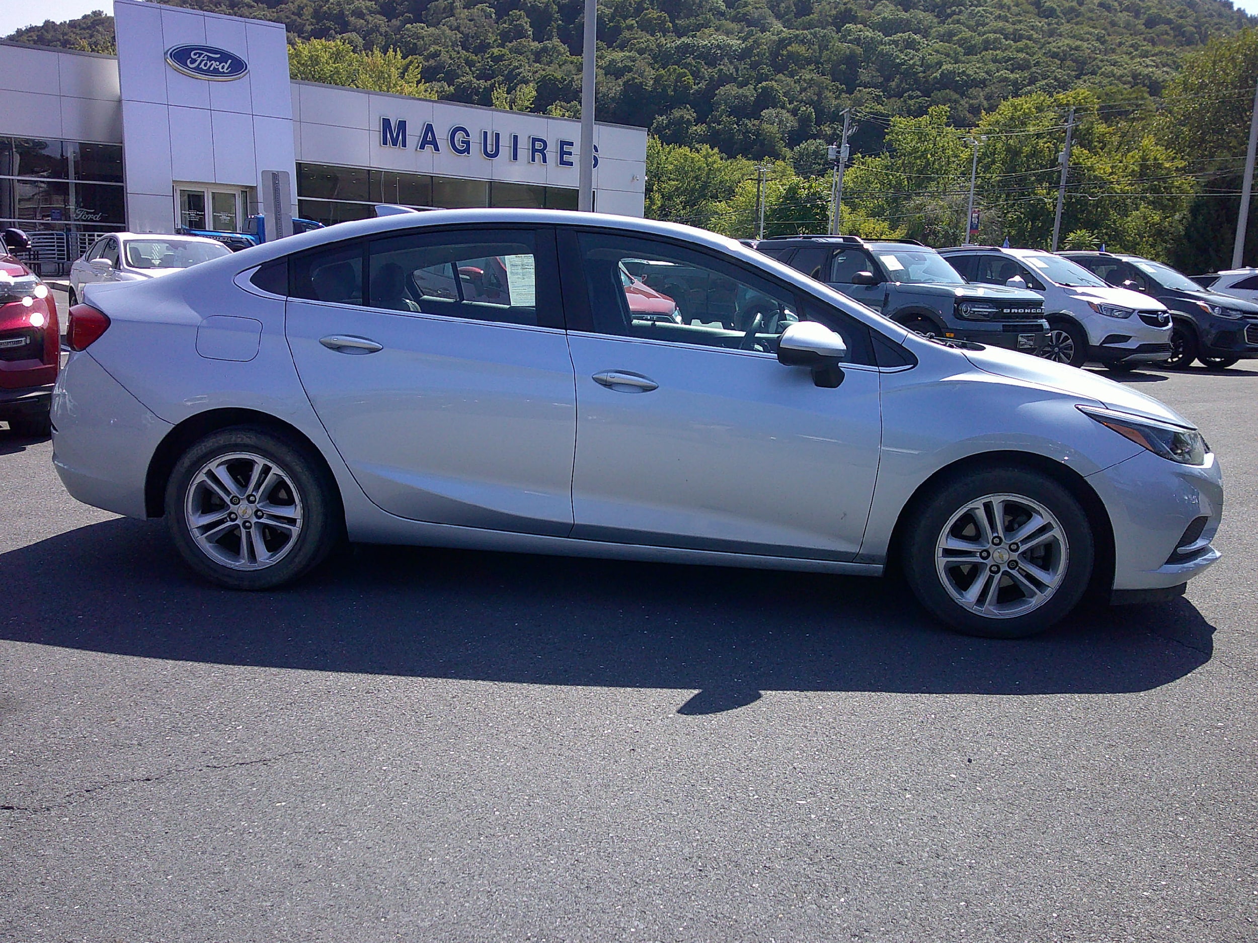 Used 2017 Chevrolet Cruze LT with VIN 1G1BE5SM1H7149973 for sale in Duncannon, PA