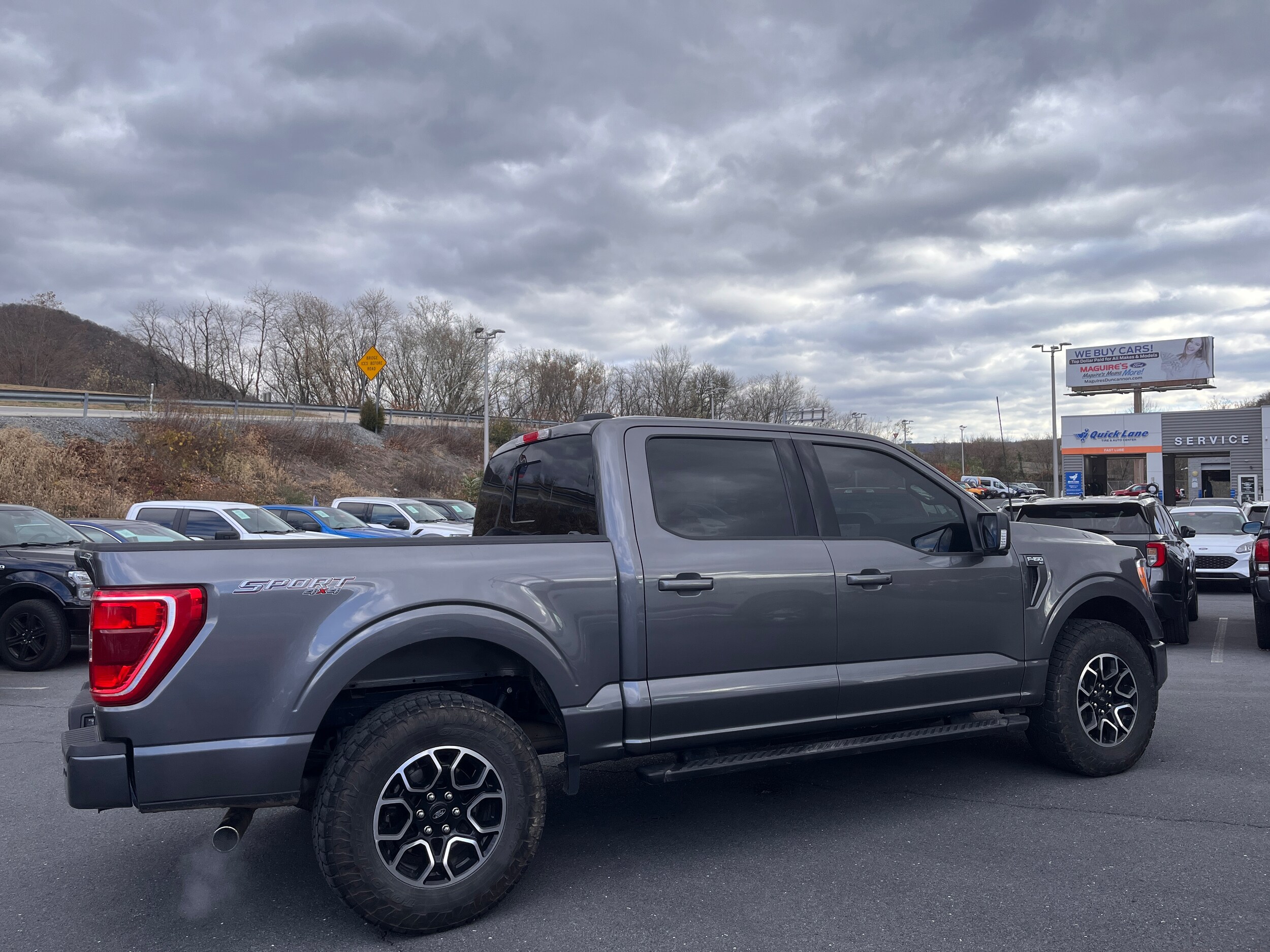 2023 Ford F-150 XLT photo 4