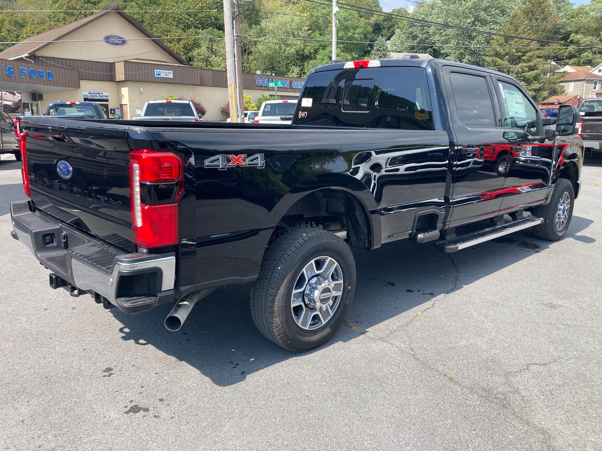 2026 Ford F-350 Lariat photo 4