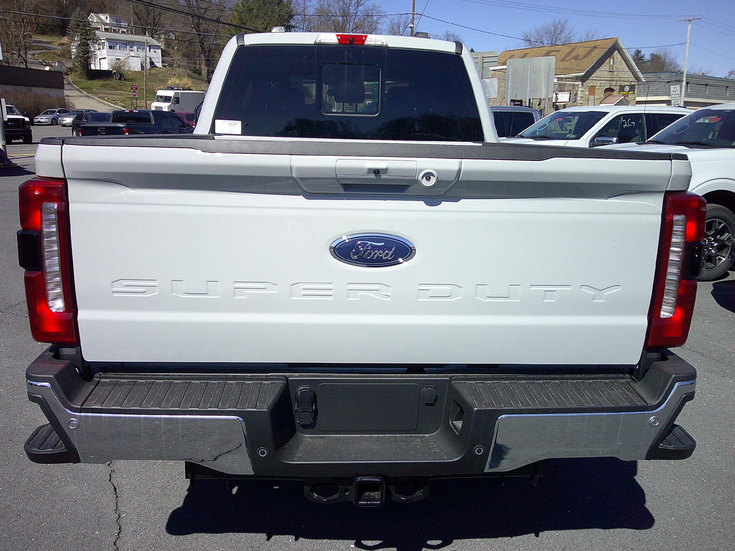 2025 Ford F-250 Lariat photo 4