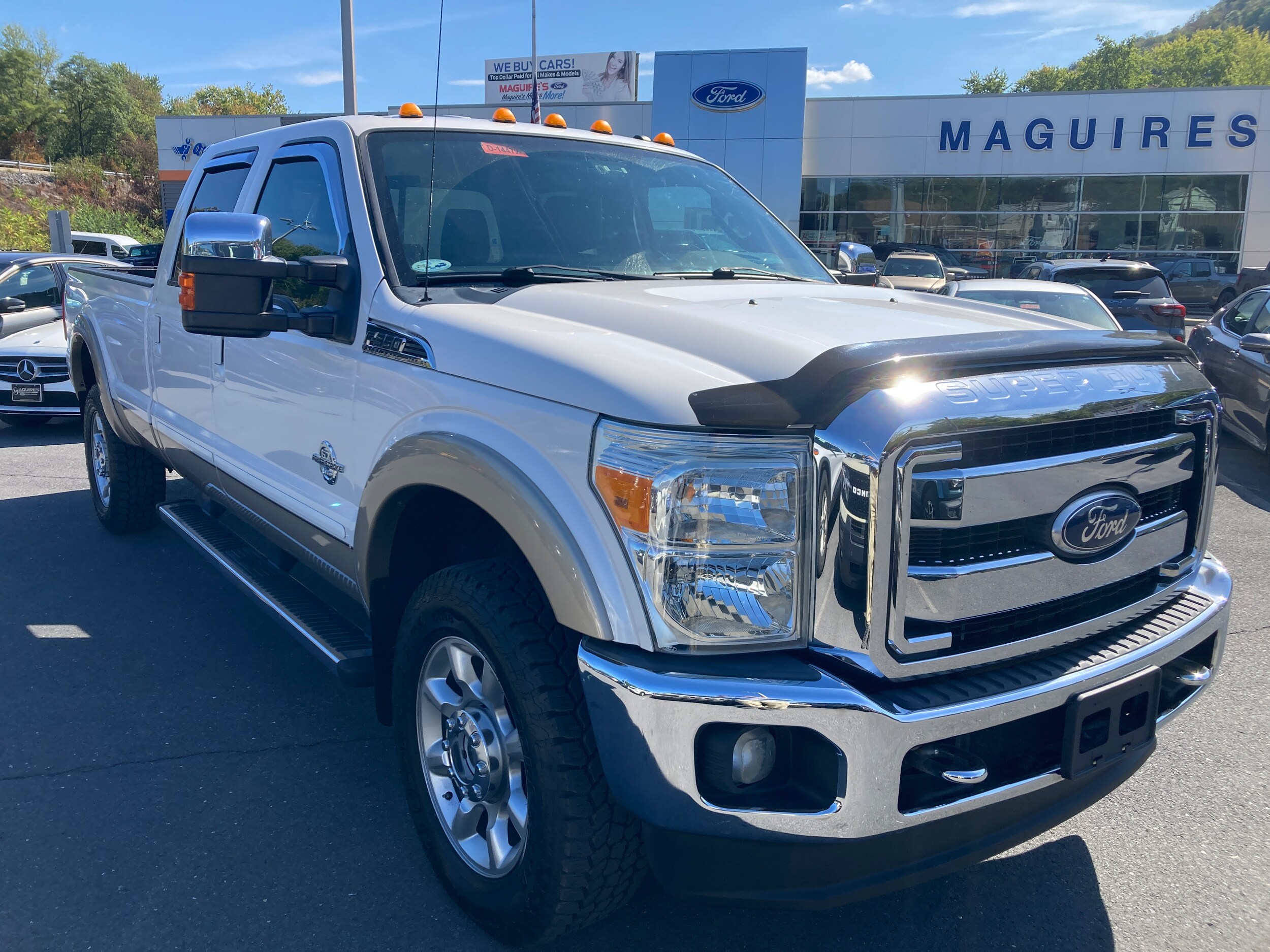 2011 Ford F-350 Lariat photo 3
