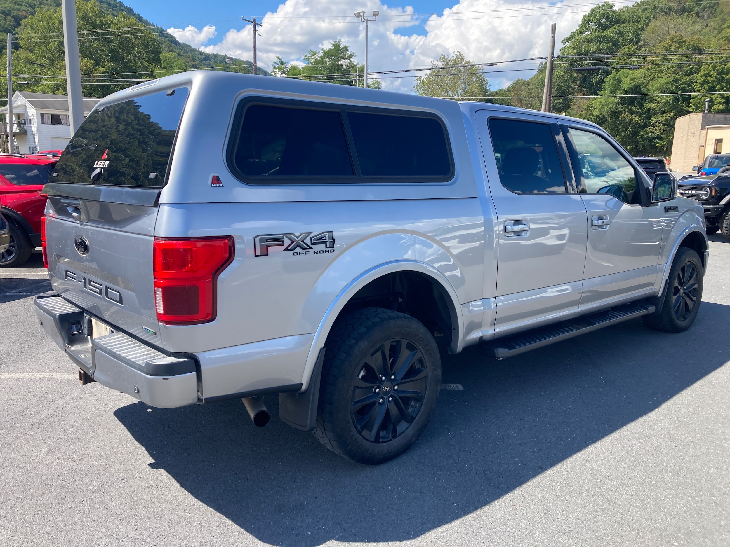 2020 Ford F-150 Lariat photo 4