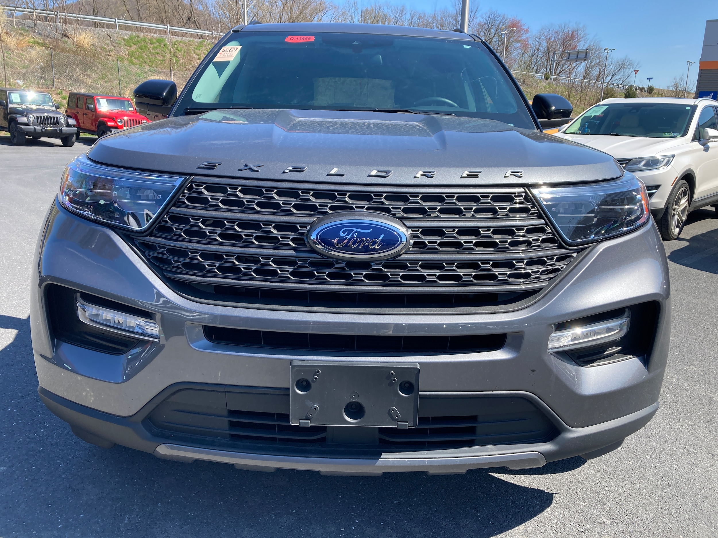 Certified 2022 Ford Explorer XLT with VIN 1FMSK8DH5NGA99586 for sale in Duncannon, PA