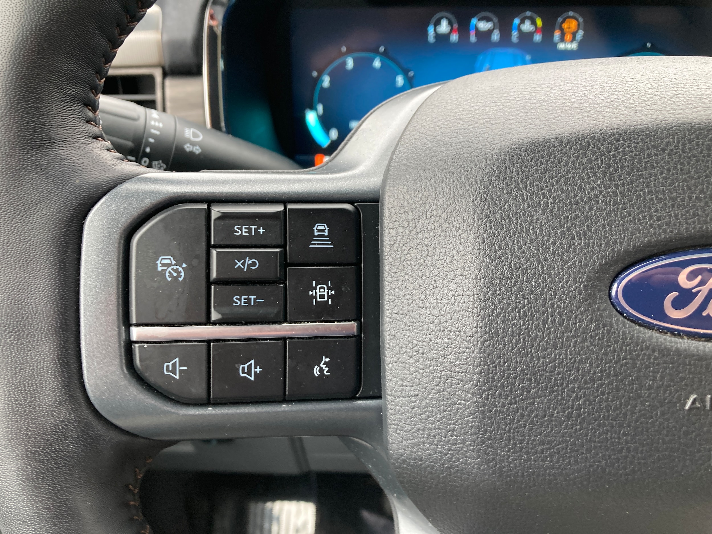 2024 Ford F-150 Lariat - Photo 22