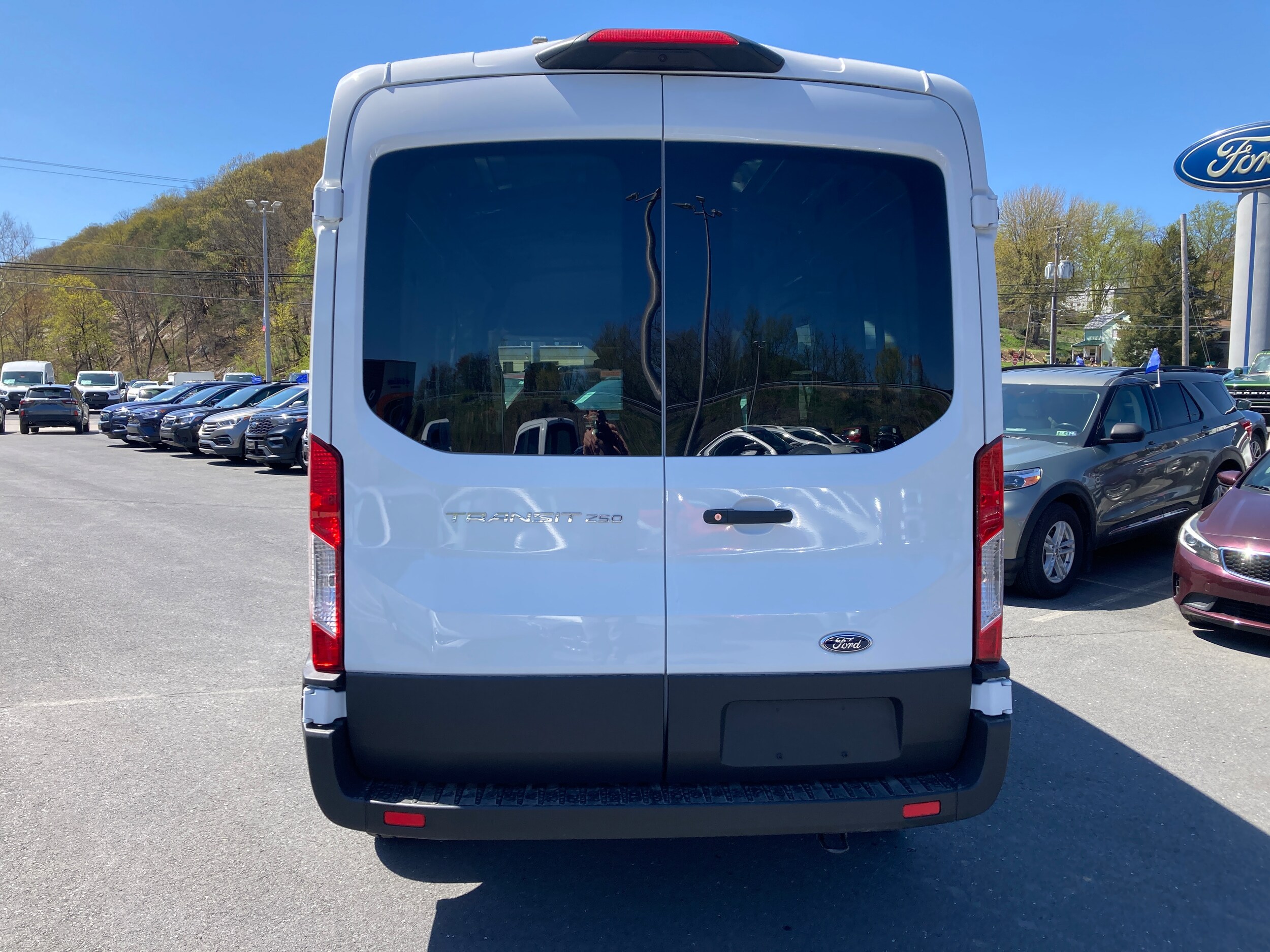 2025 Ford Transit photo 3