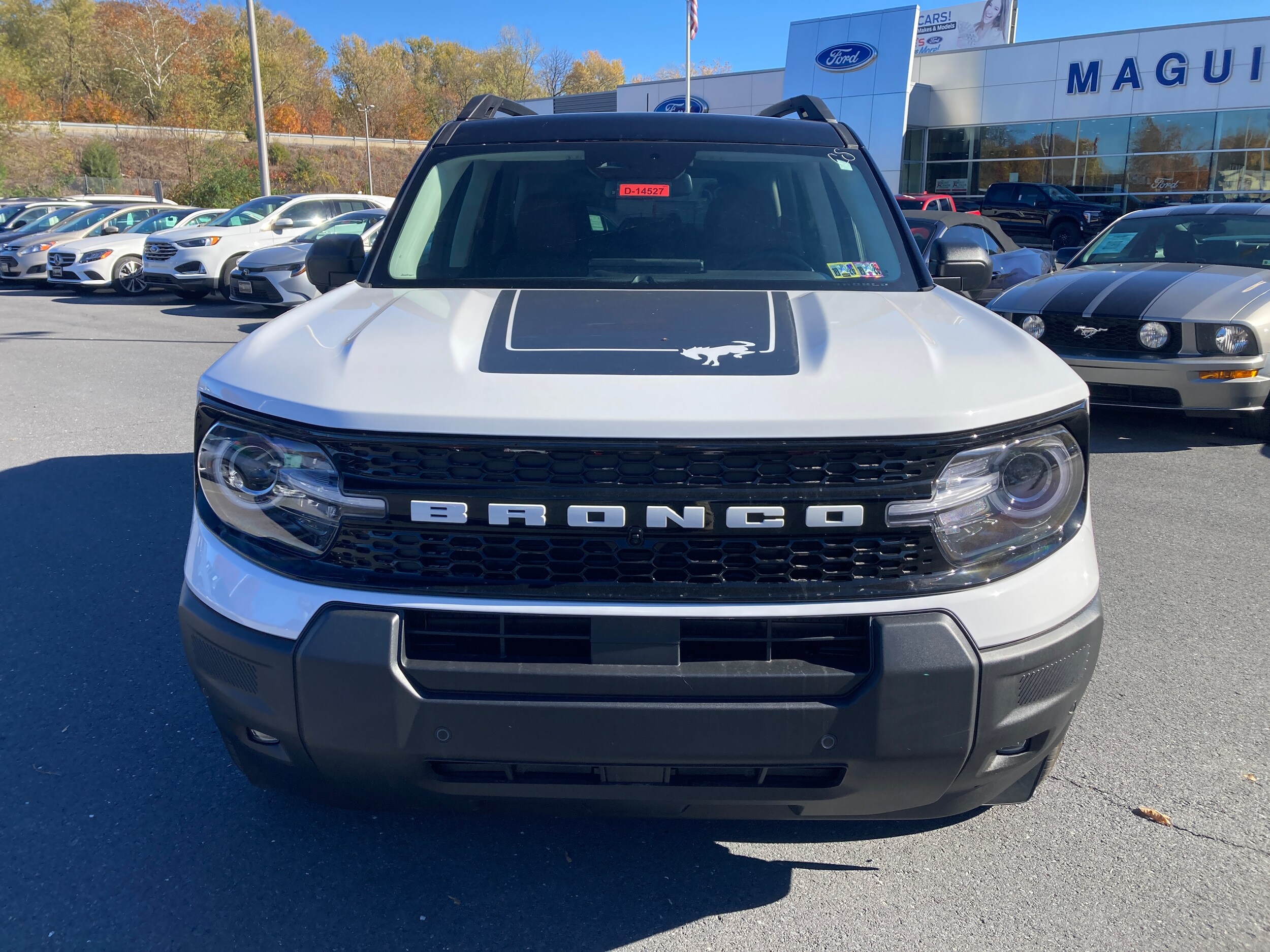 2025 Ford Bronco Sport Outer Banks photo 2