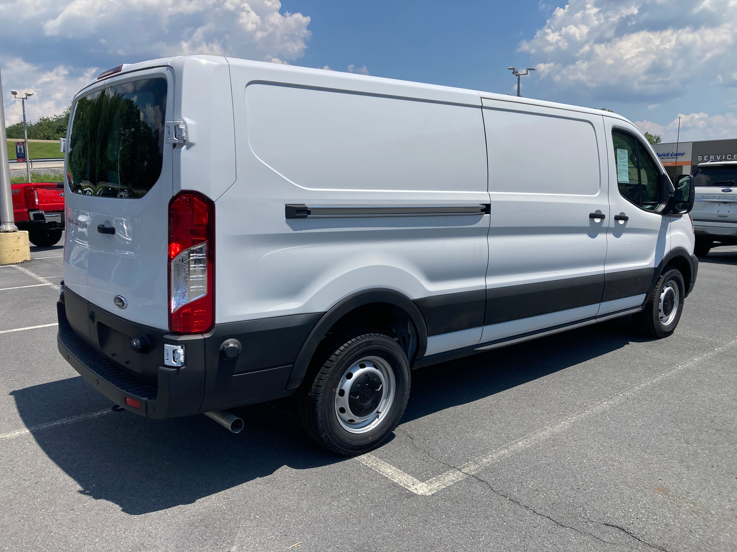 2024 Ford Transit photo 4