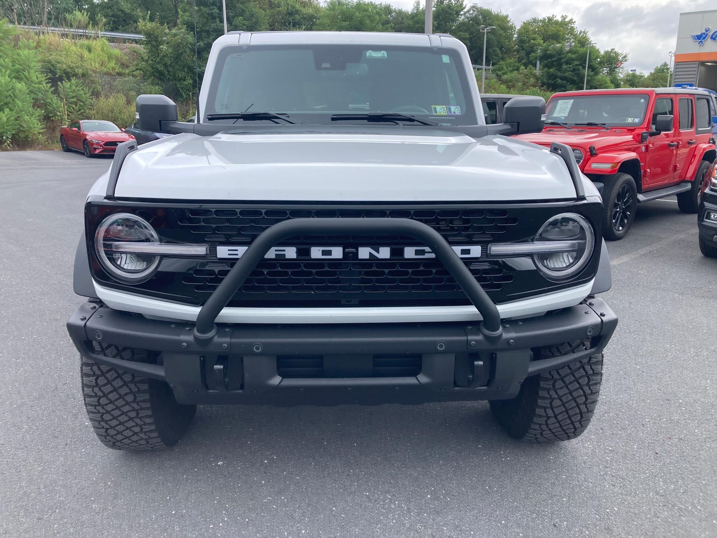 2024 Ford Bronco Wildtrak photo 2