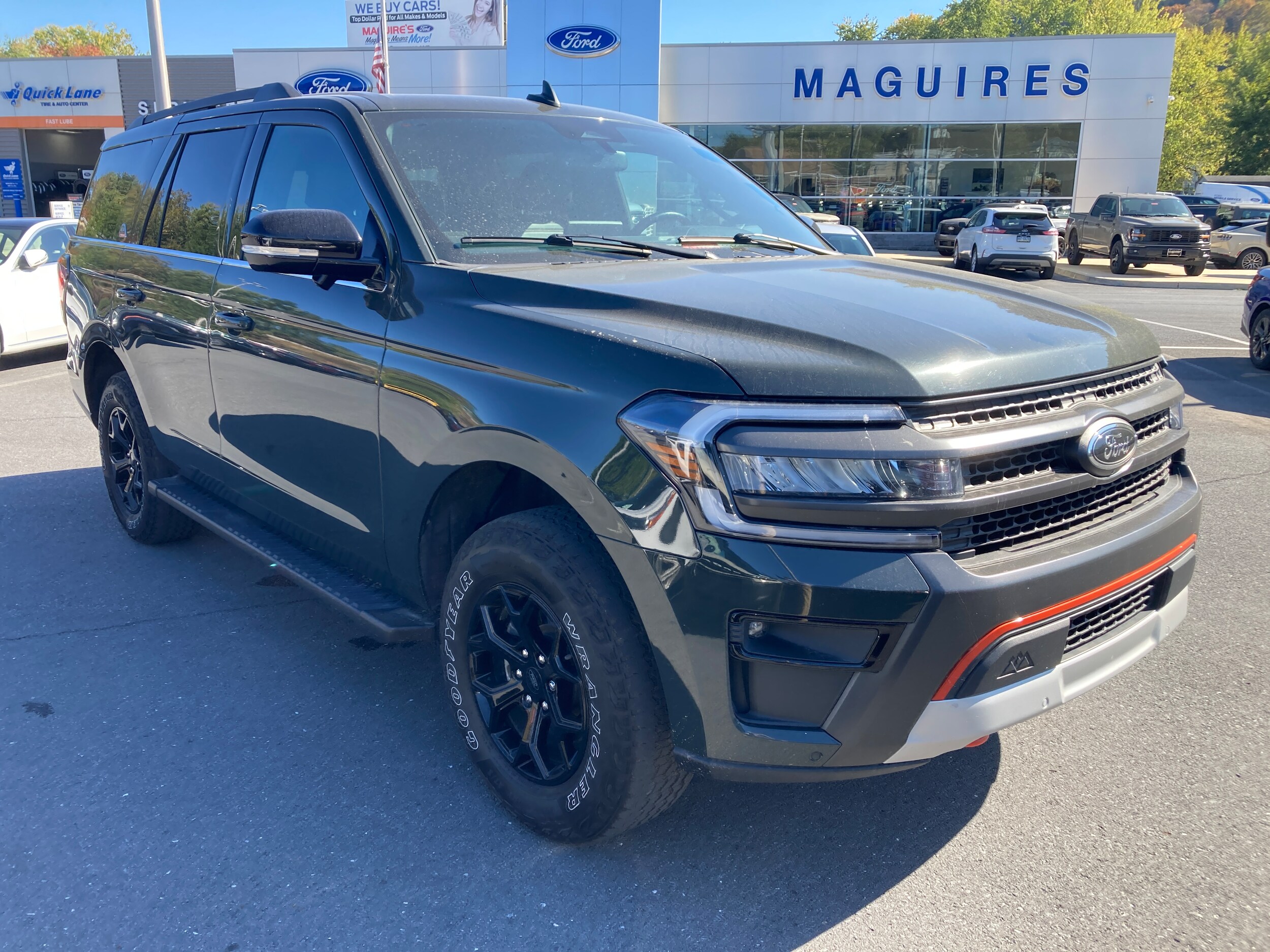 2023 Ford Expedition Timberline photo 3