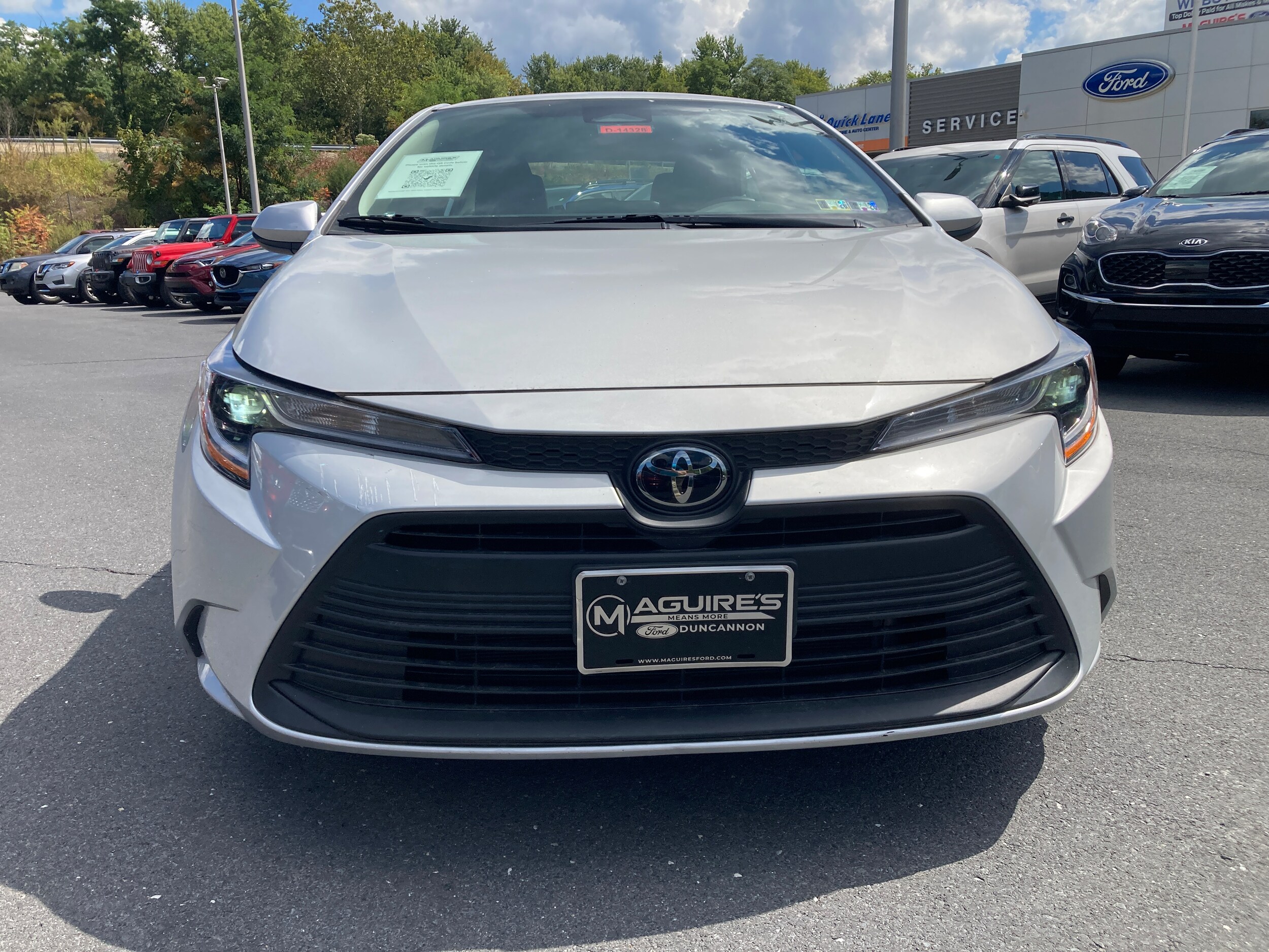 2024 Toyota Corolla LE photo 2